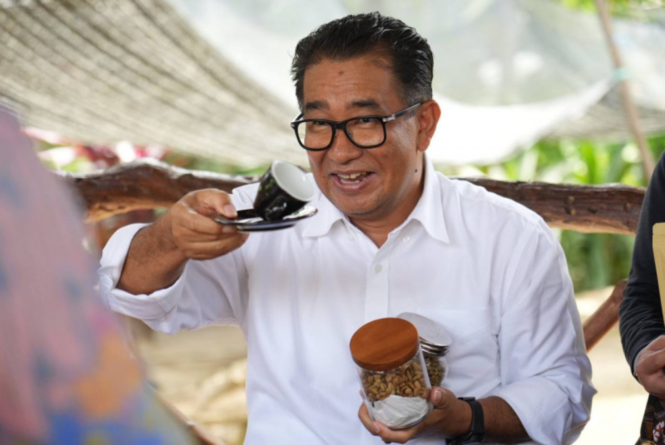 Pj Gubernur Kaltim, Akmal Malik Kunjungi Budidaya Kopi Luwak di Prangat Baru